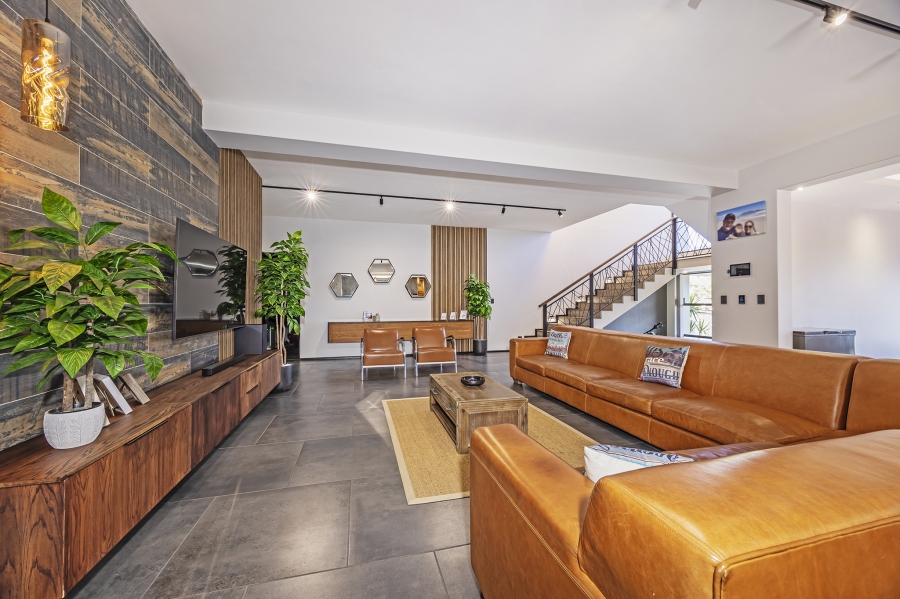 5 Bedroom Property for Sale in Elim Western Cape